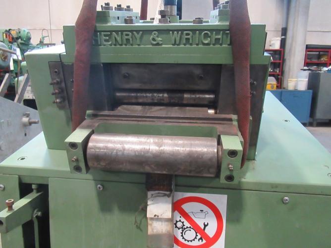 HENRY & WRIGHT 200